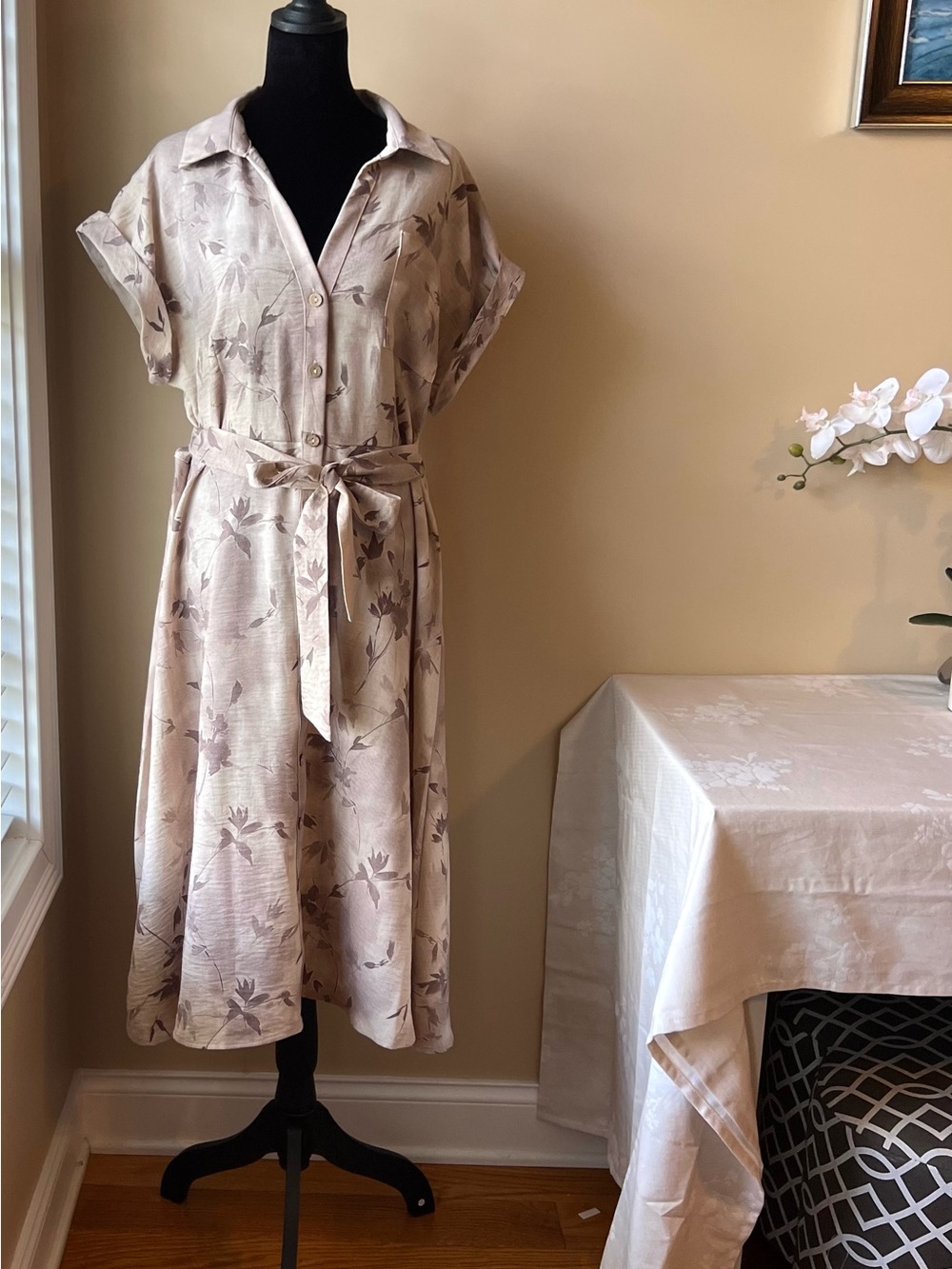 Floral Belted Midi Shirt Dress in Soft Beige
